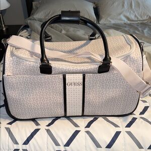 GUESS Beige and Black Patterned Duffel Bag